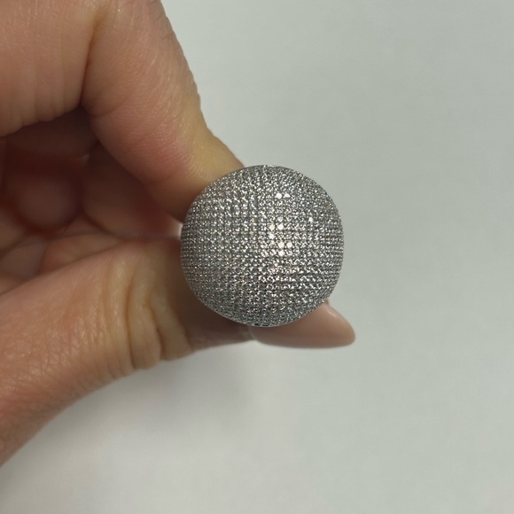 Suzy Levian Sterling Silver White CZ Pave Dome Ring NWT - Picture 5 of 6